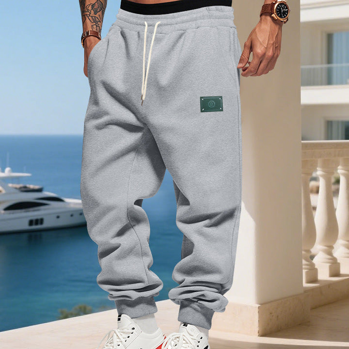 Herren bequeme Jogginghose mit verstellbarem Bund und praktischen Seitentaschen Echoarchiv