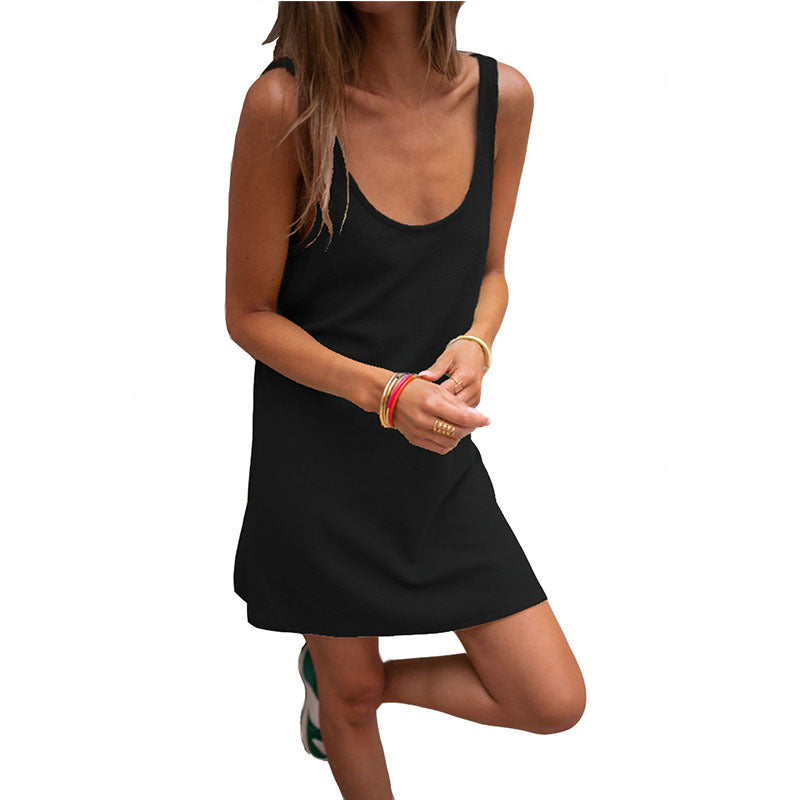 Damen Sommerliches Freizeitkleid mit tiefem Ausschnitt und leichtem Stoff Echoarchiv