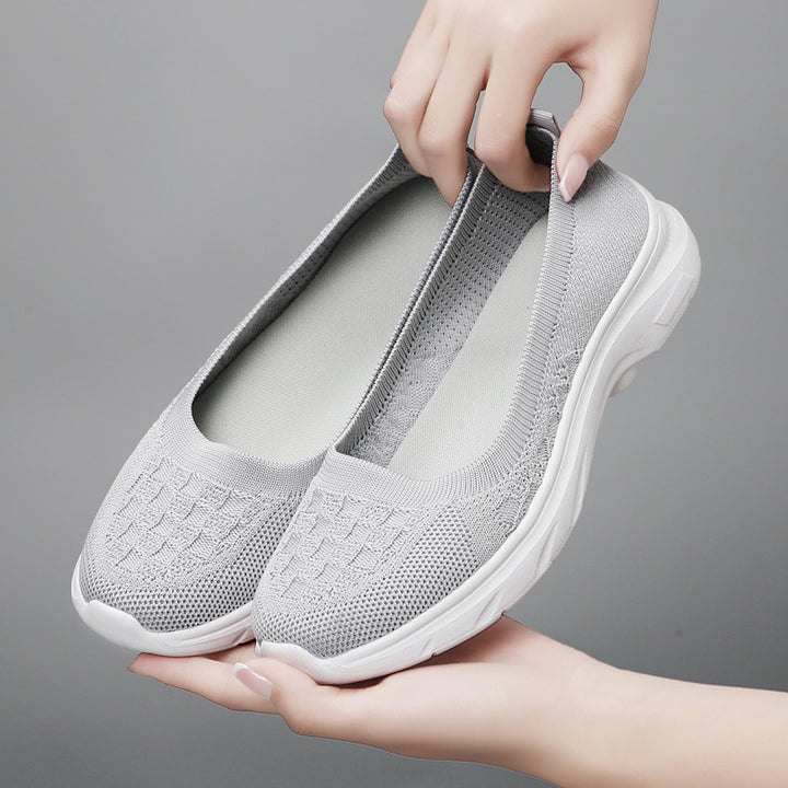 Damen nan Hybrid-Ballerina-Sneaker mit nahtlosem Strickobermaterial, ergonomischem Komfortfußbett und griffiger Laufsohle Echo Archiv