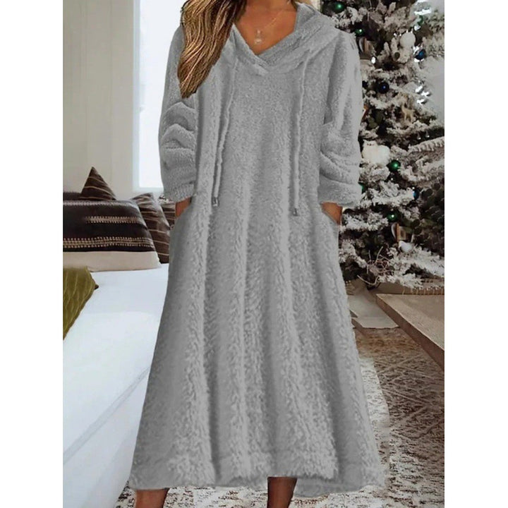 Damen Maxikleid aus Teddy-Fleece mit Kapuze, V-Ausschnitt und Eingrifftaschen Echo Archiv