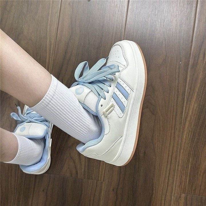 Damen Sportliche Sneakers mit modischen Satinbändern Echo Archiv