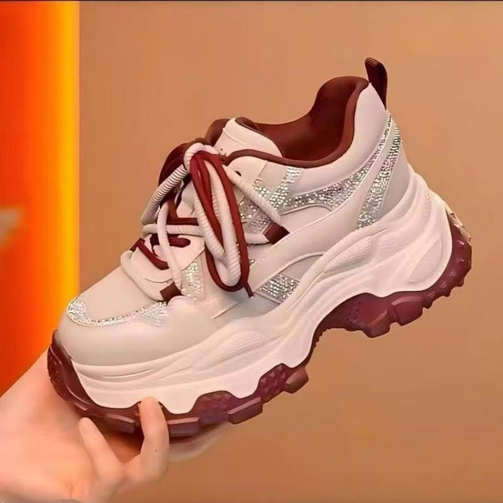 Damen Sportliche Sneakers mit auffälliger Dämpfung und glitzernden Akzenten Echo Archiv