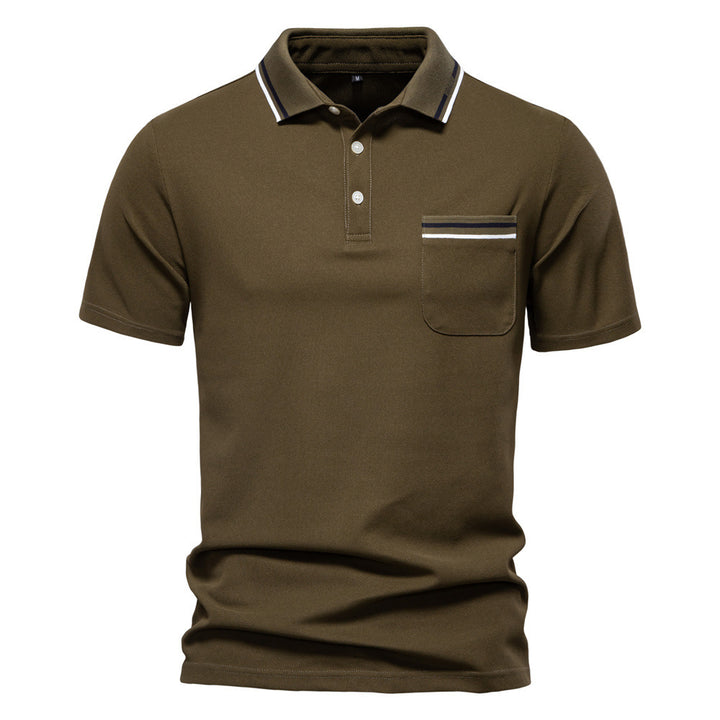 Herren nan modernes Poloshirt mit aufgesetzter Brusttasche und Kontrastbesatz am Polokragen Echo Archiv
