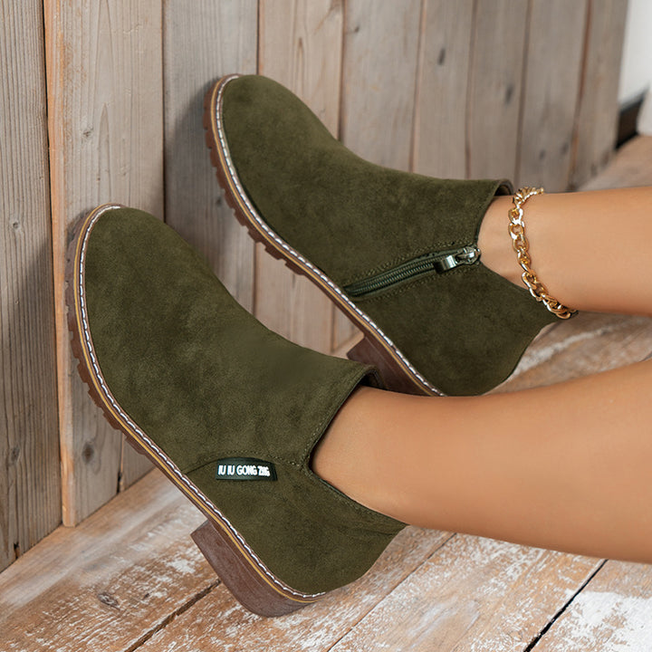 Damen nan elegante Chelsea-Ankleboot aus Veloursoptik mit seitlichem Reißverschluss und profilstarker Laufsohle Echo Archiv
