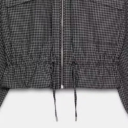 Damen Kurzjacke mit Taillenzug, Stehkragen und aufgesetzten Taschen Echo Archiv