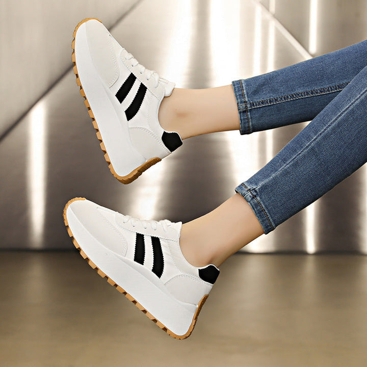 Damen Sportliche Sneakers mit dämpfender Sohle und atmungsaktiver Oberfläche Echo Archiv