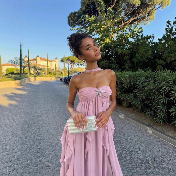 Damen Abendkleid mit fließendem Rock und verspielten Rüschen Echo Archiv