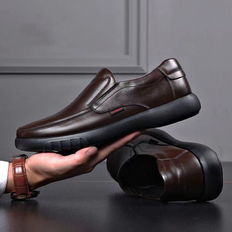 Herren Bequeme und elegante Slip-On Lederschuhe Echoarchiv