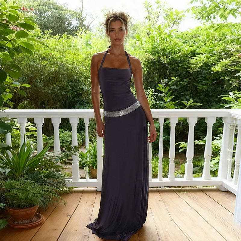 Damen elegantes Maxikleid mit schimmerndem Halterdesign und glitzerndem Taillengürtel Echo Archiv