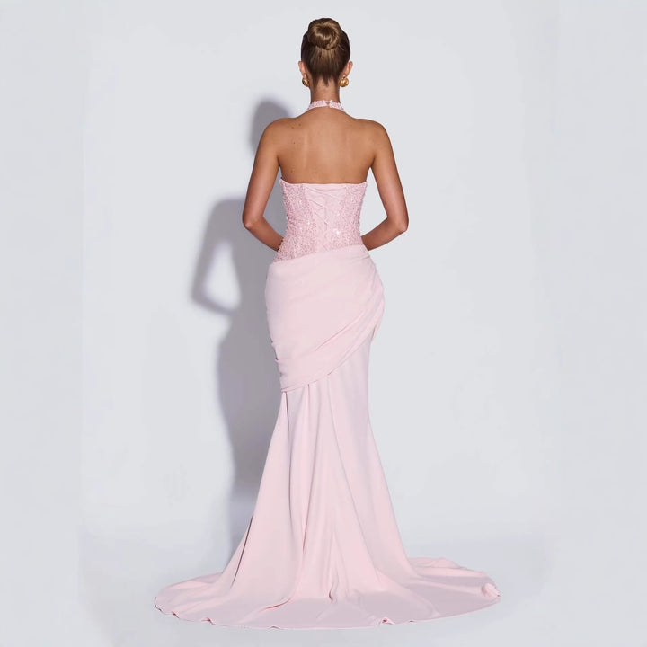 Damen Glänzendes Abendkleid mit figurbetontem Schnitt und schimmernden Pailletten Echo Archiv