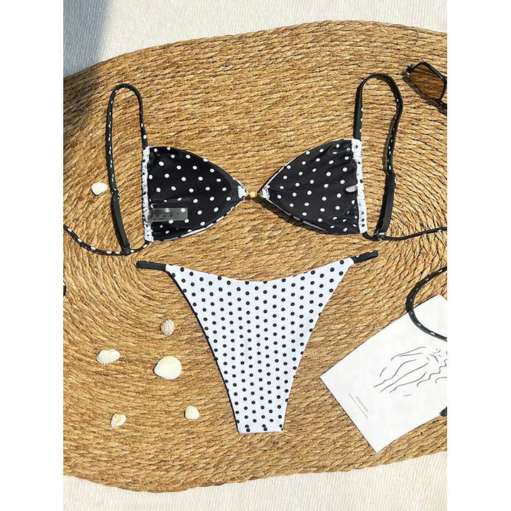 Damen Triangel-Bikini mit verspieltem Punktemuster und eleganten Akzenten Echo Archiv