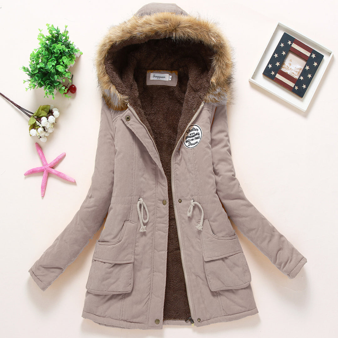 Damen hochwärmender Winterparka mit Teddy-Innenfutter, Tunnelzug und Kunstfellbesatz – Montévia