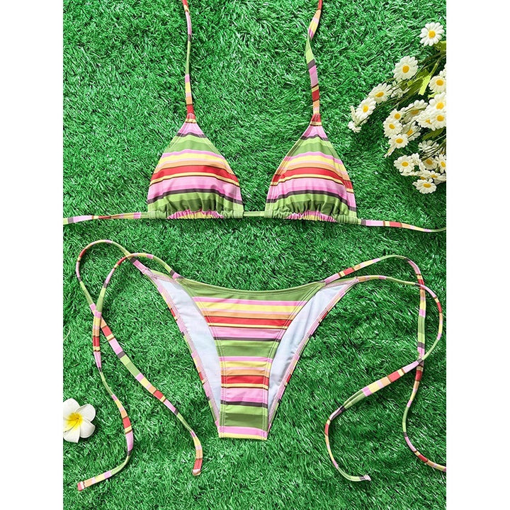 Damen Triangel-Bikini mit verstellbaren Trägern und buntem Streifenmuster Echo Archiv