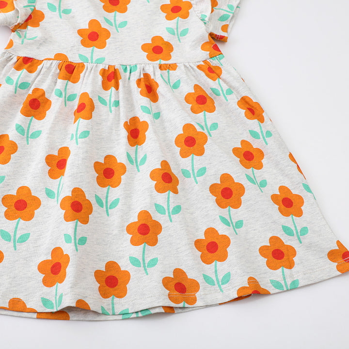 Mädchen Sommerkleid mit floralen Mustern Echo Archiv