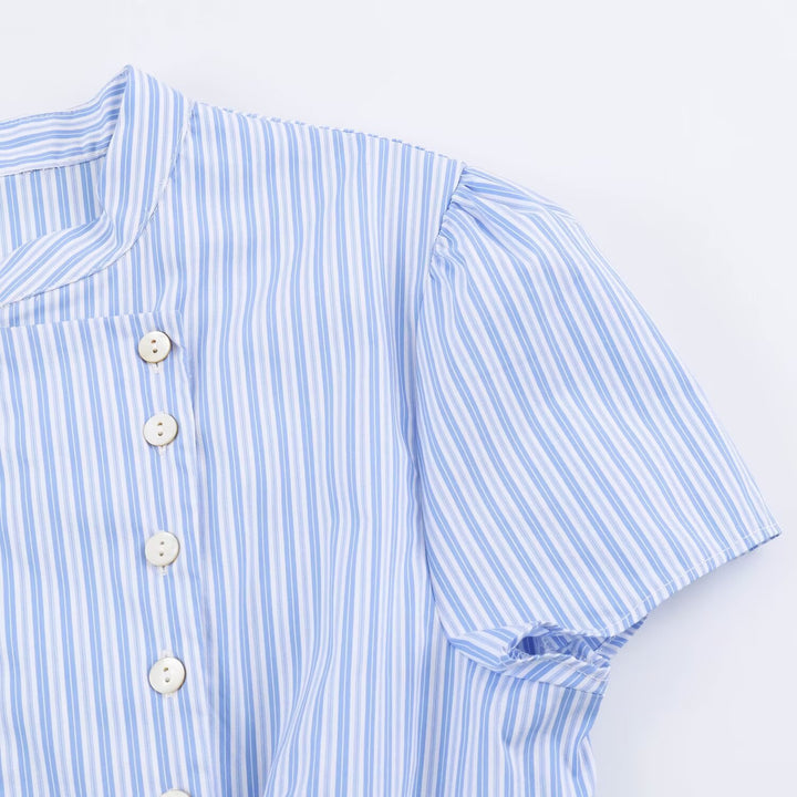 Damen Kurzärmelige gestreifte Blusenjacke mit Stehkragen und asymmetrischer Knopfleiste Echo Archiv