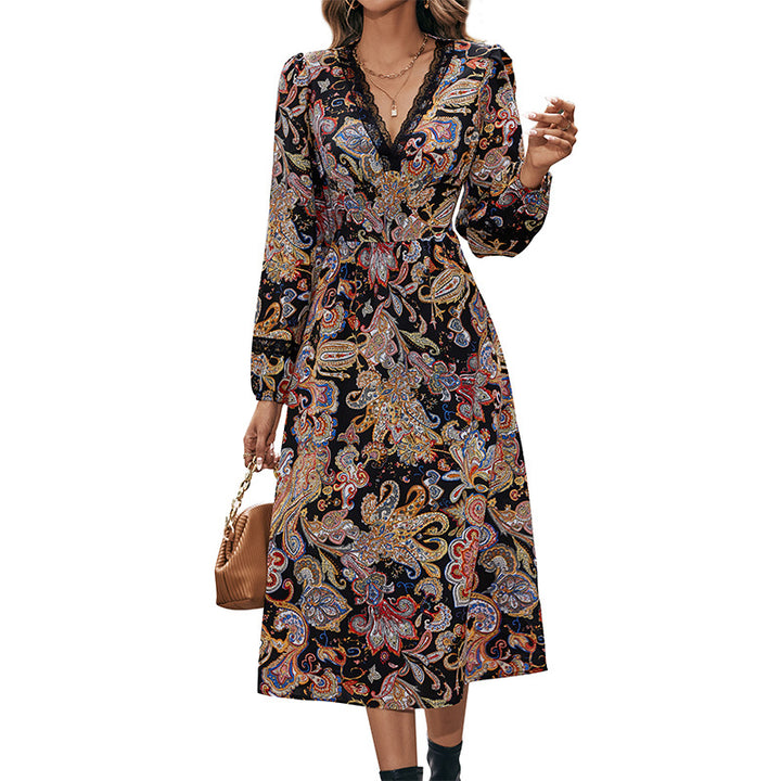 Damen Midikleid mit Paisley-Print, Wickeloptik und Spitzenbesatz Echoarchiv