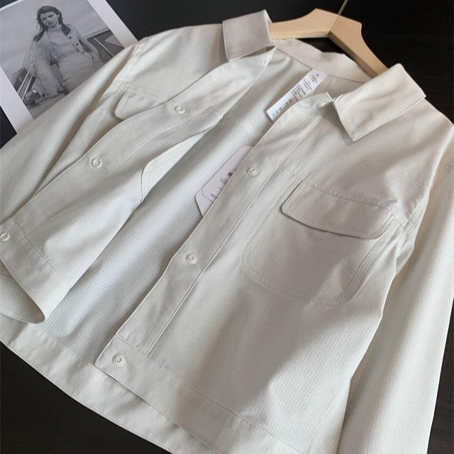 Damen Kurze Overshirt-Jacke aus strukturiertem Canvas mit Brusttaschen Echoarchiv