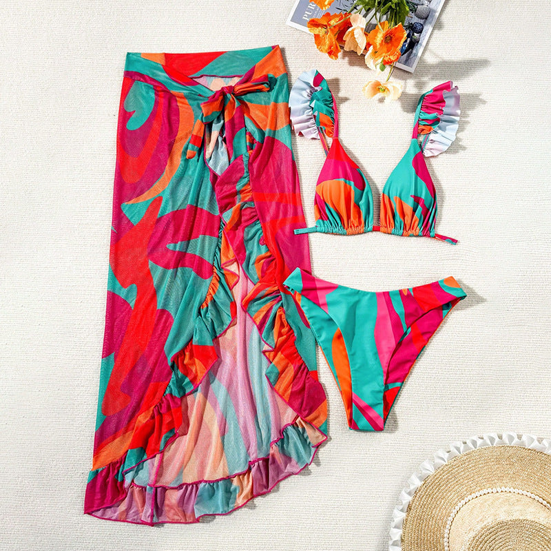 Damen Bikiniset mit verspieltem Wickelrock und Rüschen Echo Archiv
