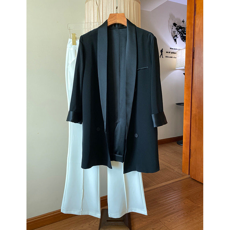 Damen Eleganter Smoking-Blazer Echoarchiv