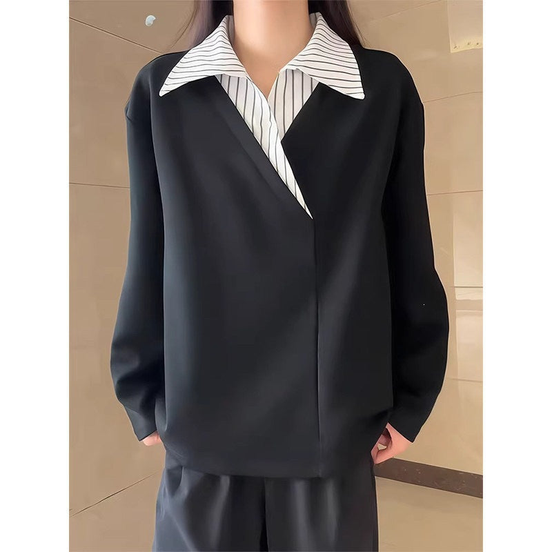 Herren Oversize Pullover mit eingearbeitetem Hemdkragen und V‑Overlap Echoarchiv