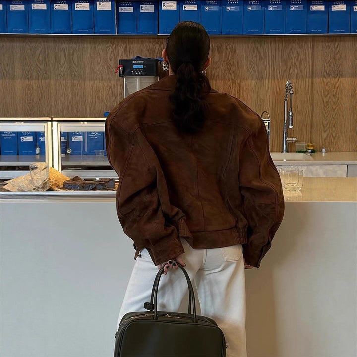 Damen Kurze Veloursleder‑Boxyjacke mit kimonoähnlichem Revers Echoarchiv