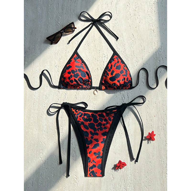 Damen Triangel-Bikini mit animalischem Muster und seitlichen Krawatten Echo Archiv
