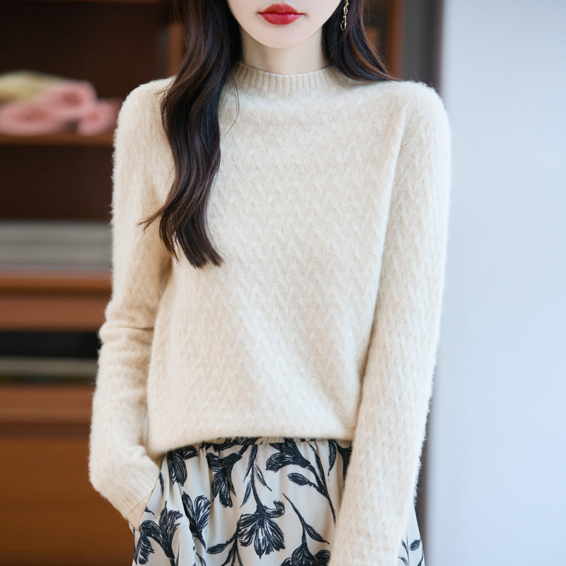 Damen Weicher Feinstrick‑Pullover mit kurzem Mockneck, leichter Mohair‑Optik und entspannter Silhouette Echoarchiv