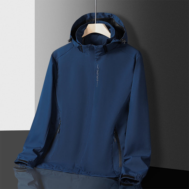 Herren Leichte technische Regenjacke mit Kapuze und dezenter Camouflage‑Textur – Taviero