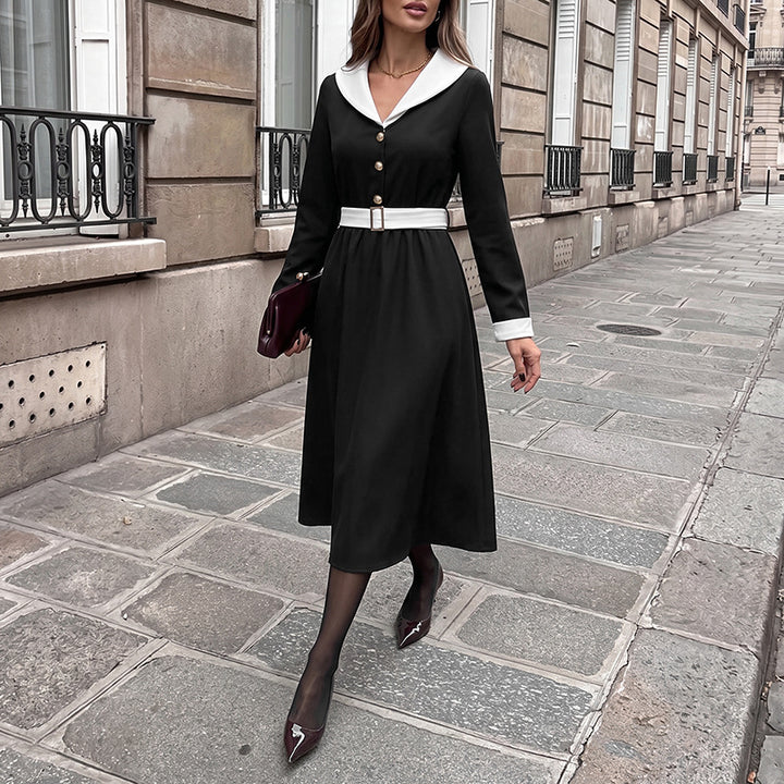 Damen Vintage-inspiriertes A-Linien Midikleid mit kontrastierendem Reverskragen, Taillengürtel und goldenen Zierknöpfen – Élara