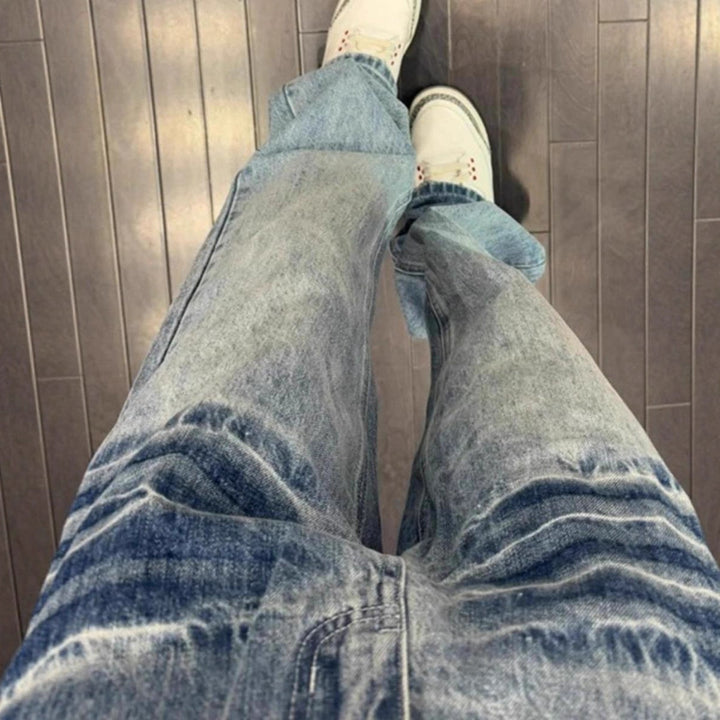 Herren Lässige Jeans im Used-Look Echoarchiv