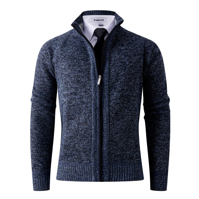 Herren stylische Strickjacke mit hohem Kragen und praktischen Taschen Echoarchiv