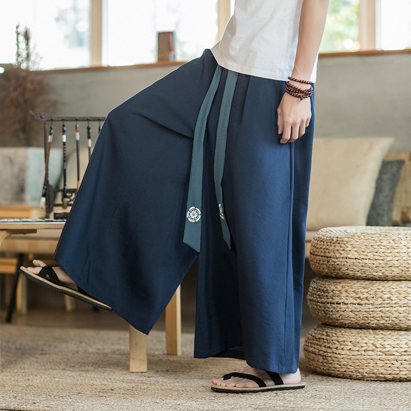 Herren Lässige und elegante Palazzo-Hose mit dekorativem Gürtel Echoarchiv