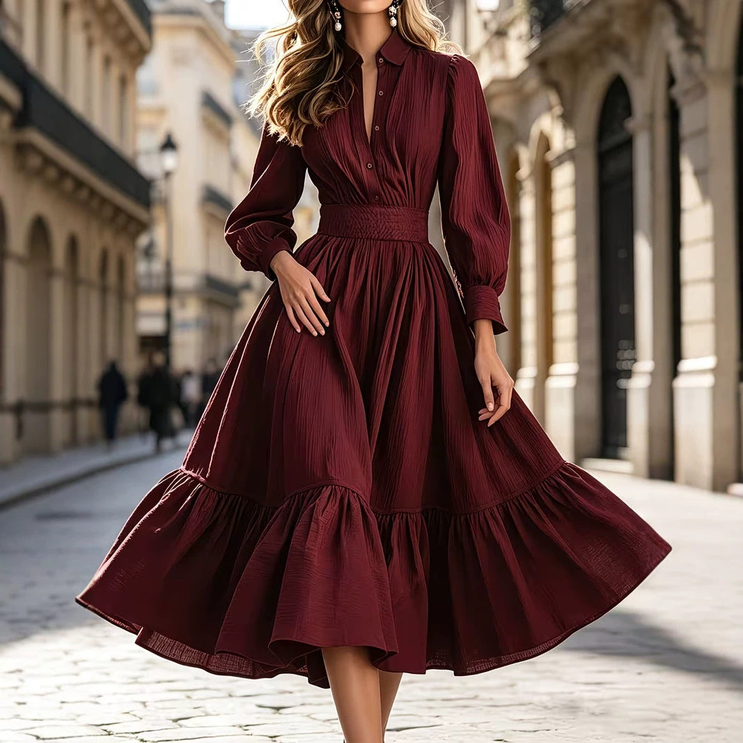 Damen Hemdblusenkleid mit breitem Smokbund, geschwungener Stufenvolant und langen Manschettenärmeln Echo Archiv