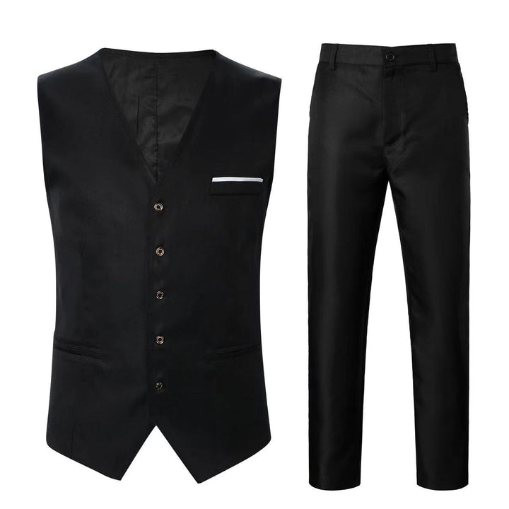 Herren nan elegante Satinweste mit V-Ausschnitt und schmal geschnittene Anzughose Echo Archiv