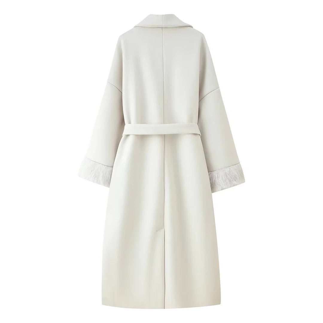 Damen oversize Mantelrobe mit weitem Schalkragen, Taillenband und Fauxfur-Manschetten – Montévia