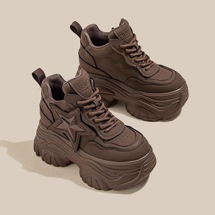 Damen Chunky Sneaker mit modischem Sternen-Design und extragroßer Sohle Echo Archiv
