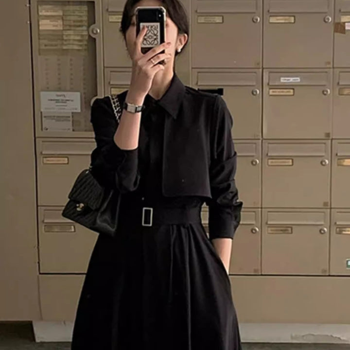 Damen Modernes Hemdblusen-Maxikleid mit taillierendem Stoffgürtel und weitem Tellerrock Echoarchiv