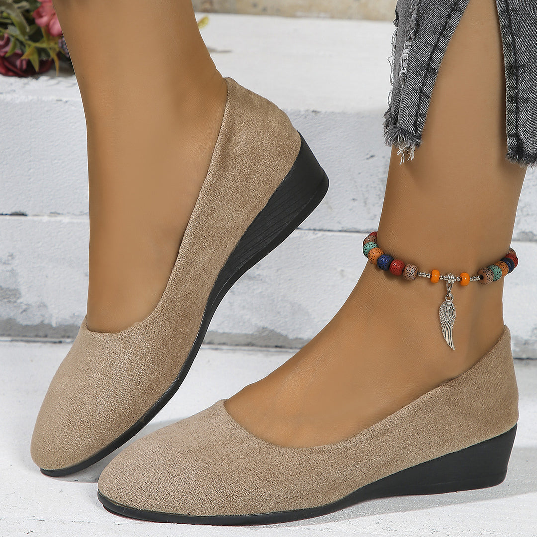 Damen Komfort-Keilabsatz-Ballerina aus Veloursleder – Lioré