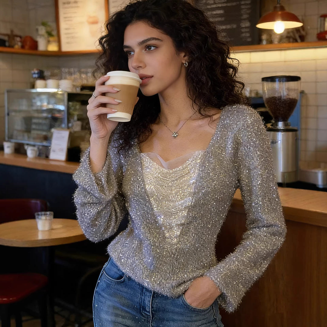 Damen Flauschiges Langarmshirt mit tiefem V‑Ausschnitt und Glitzer-Insert Echoarchiv