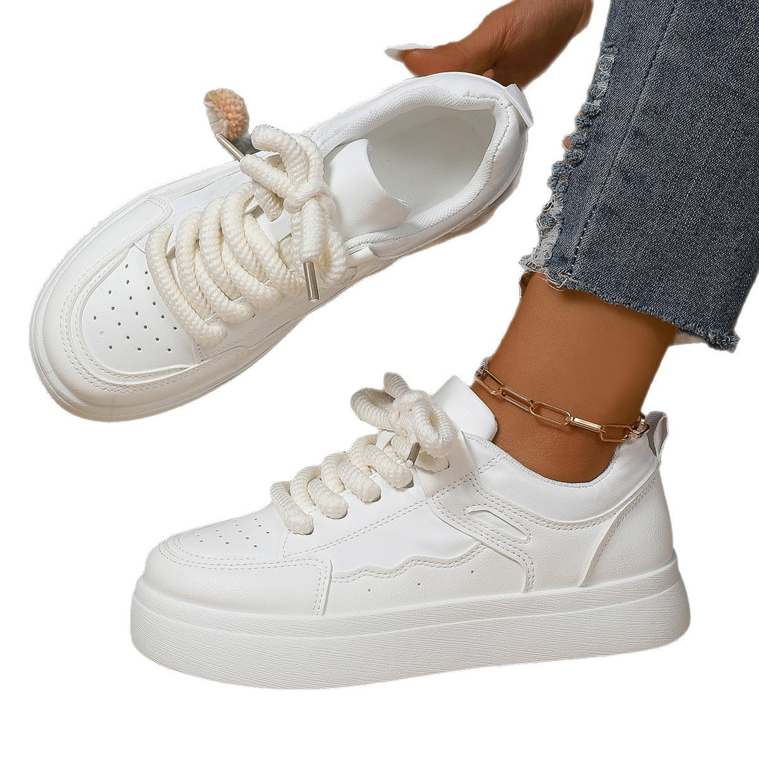 Damen Plateau-Sneaker mit dicker Laufsohle, übergroßen Schnürsenkeln und gepolstertem Knöchelbereich – Névara