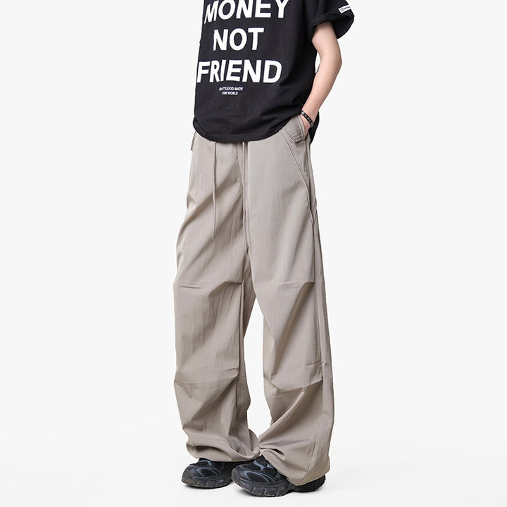 Herren Weite Funktions-Nylonhose mit Tunnelzugbund, Utility-Taschen & Baggy-Silhouette Echoarchiv