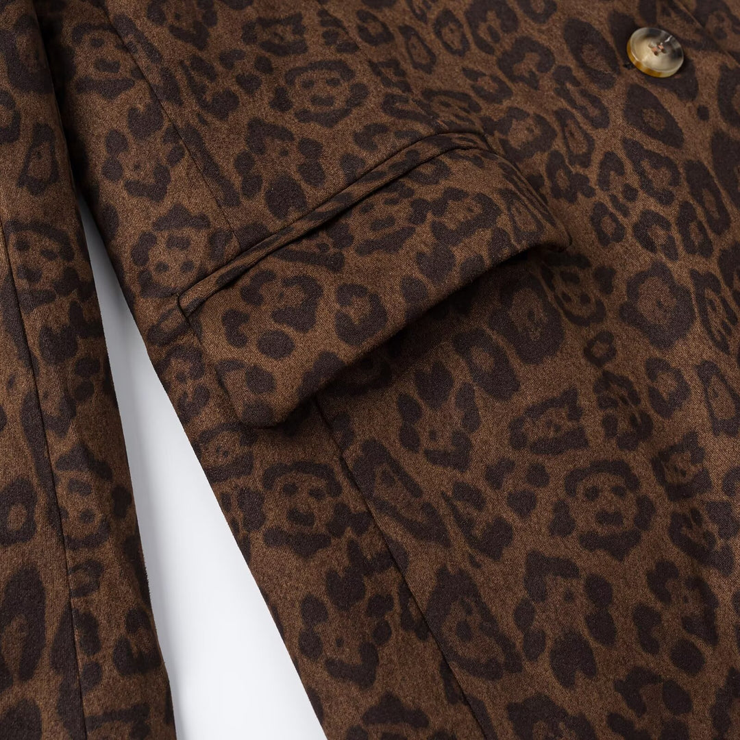Damen Oversize-Blazer mit Leoprint, Reverskragen und Pattentaschen Echoarchiv