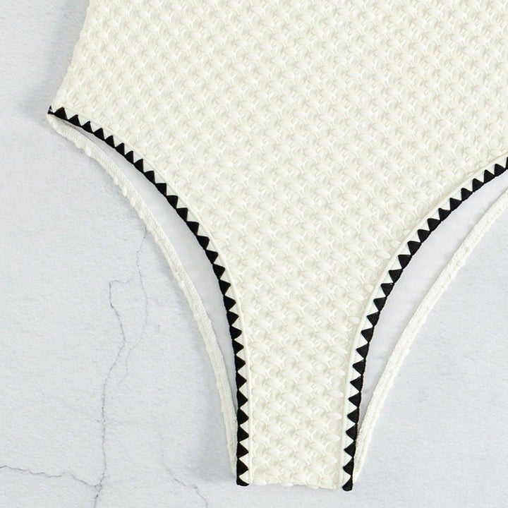 Damen Einseitiger Badeanzug mit strukturiertem Material Echo Archiv
