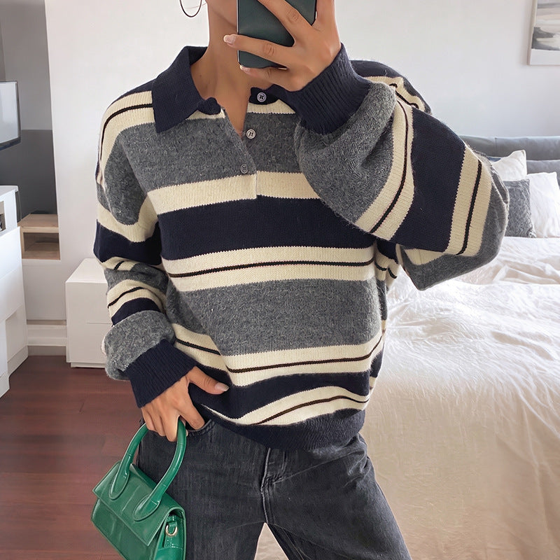 Damen Oversize-Strickpullover mit Polokragen, Streifenmuster und Knopfblende – Mavelle