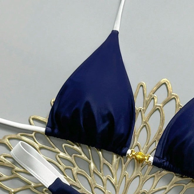 Damen Triangel-Bikini mit verstellbaren Trägern und elegantem Goldakzent Echo Archiv
