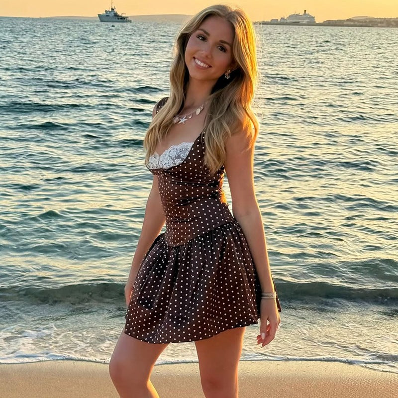 Damen Kleid mit schmeichelndem Schnitt und Spitzendetails Echo Archiv
