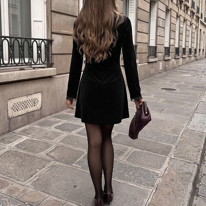 Damen Elegantes Mini-Kleid mit Spitzen-Details Echo Archiv