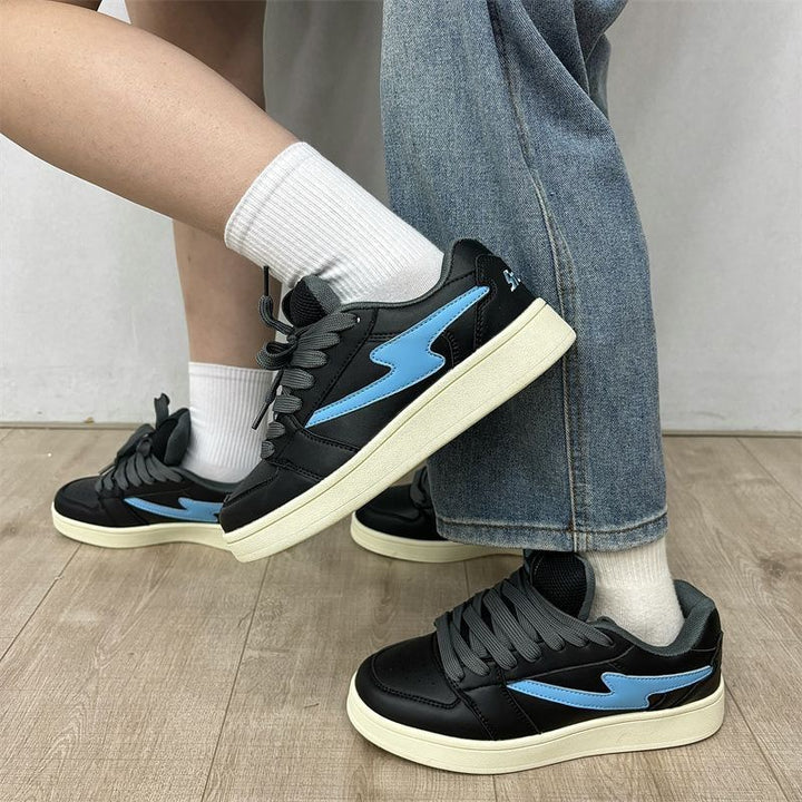 Damen sportliche Sneaker mit gepolstertem Schaft von Echo Archiv