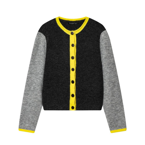 Damen kurze zweifarbige Wollcardigan mit kontrastierter Knopfleiste geripptem Saum und Hornknöpfen – Veloura
