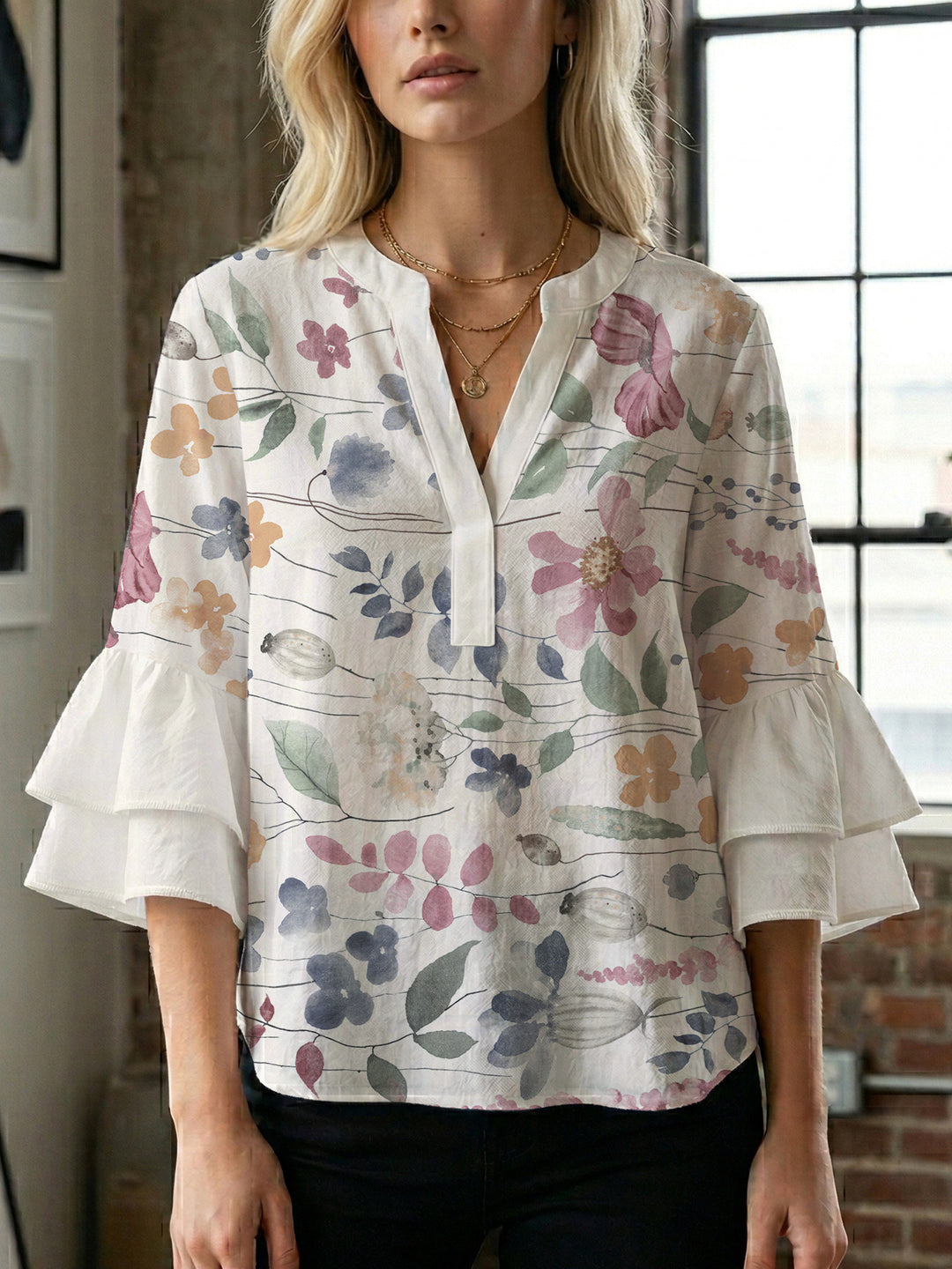 Damen Bluse mit voluminösen Ärmeln und floralem Design Echo Archiv